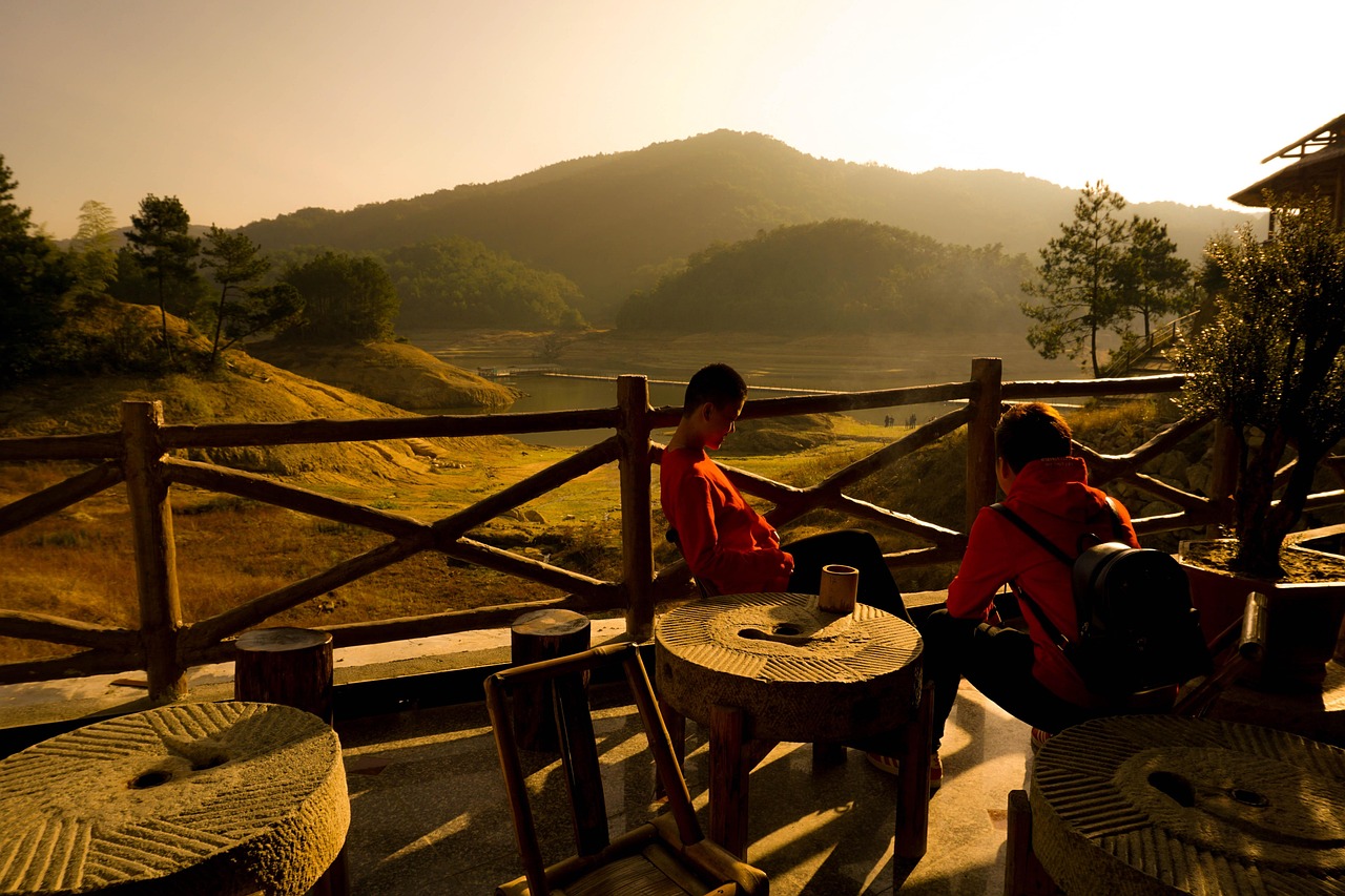 随机聊天的情感联系机制