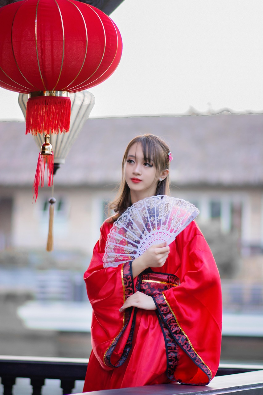 虚拟爱情的本质和影响