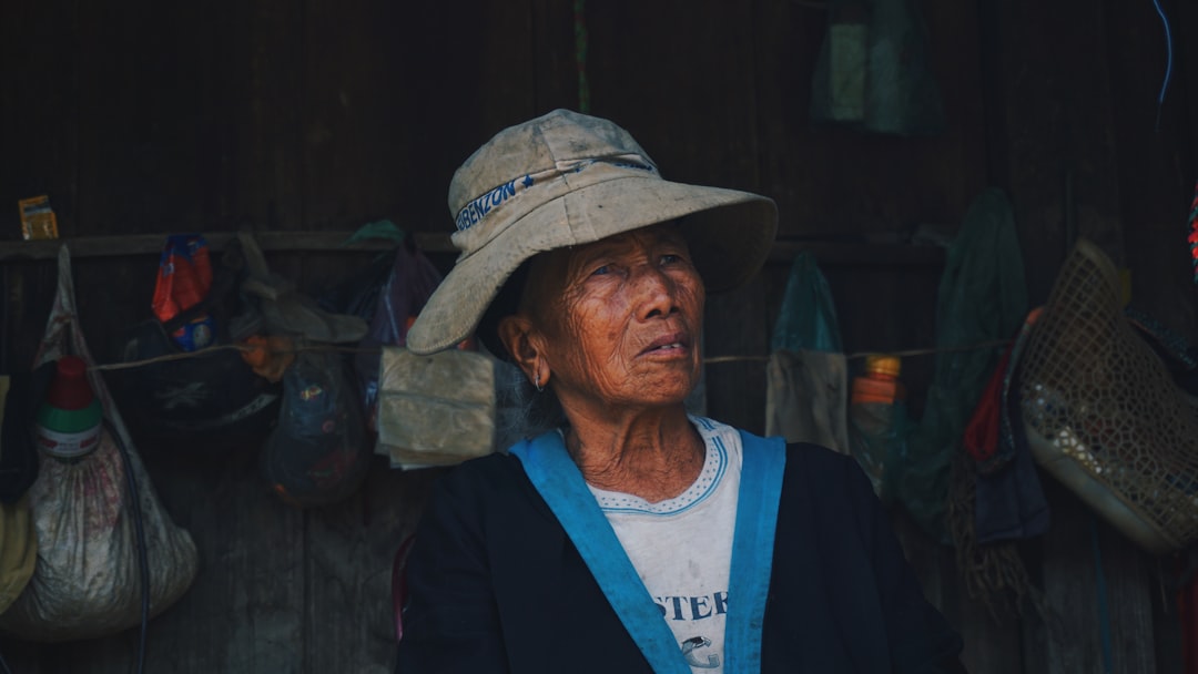 访谈治疗师谈先发短信的约会方式